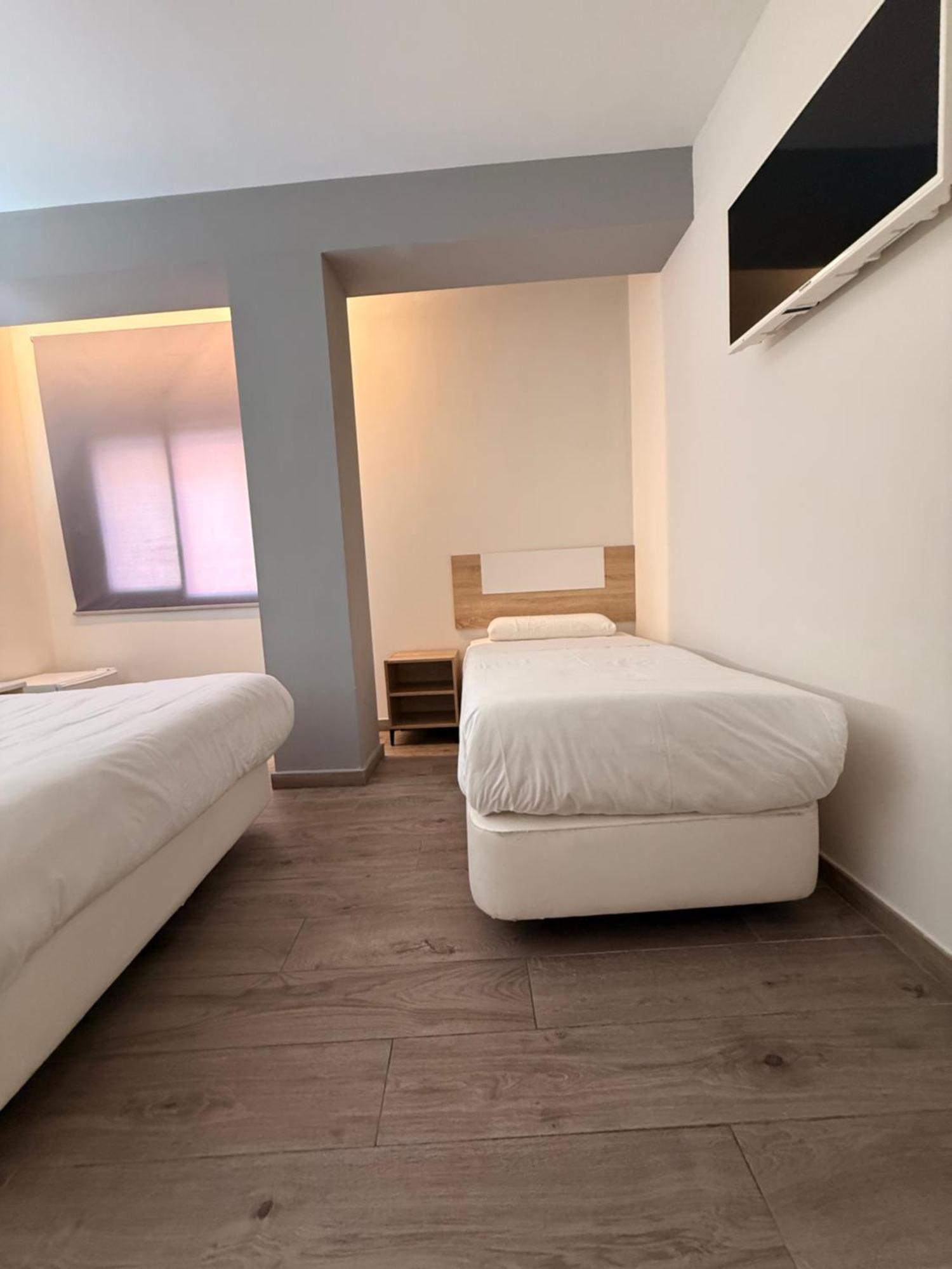 Hostal Letto Dal Mare Valencia Exterior foto